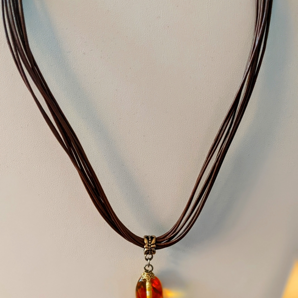 Lia Sophia Buona Será (retired) necklace